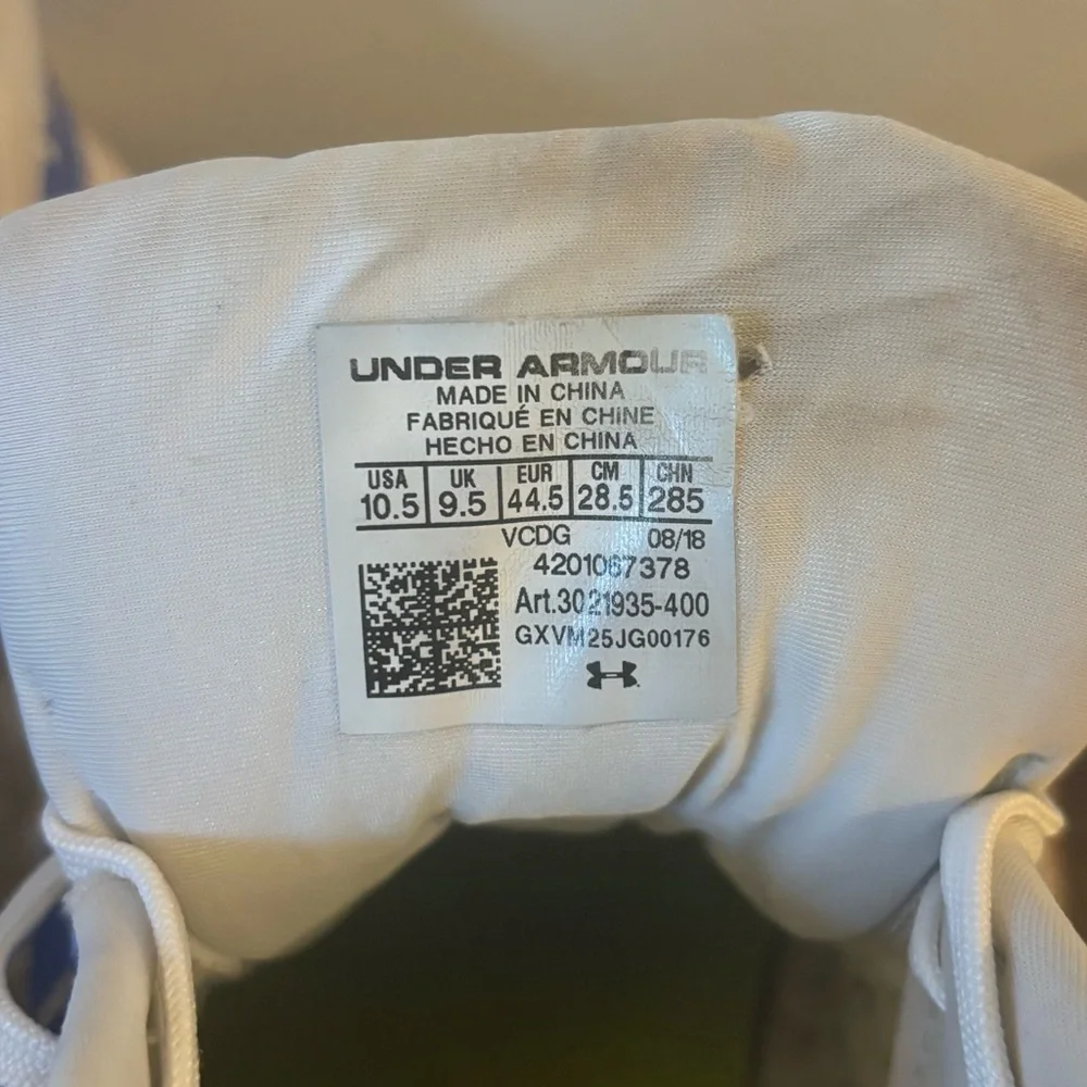 UNDER ARMOUR | Blue and White Sneakers Size 10.5